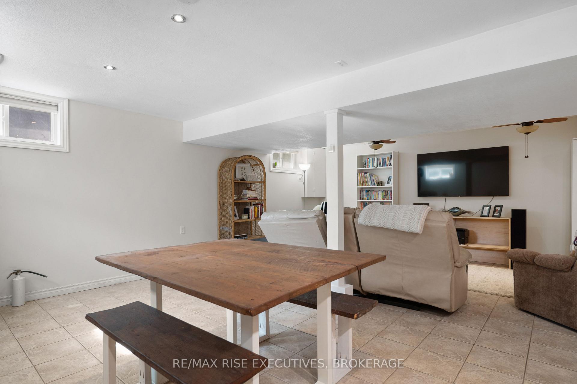 Photo 32 of 2547 Kepler Road, Kingston, City North of 401 — HOMEH