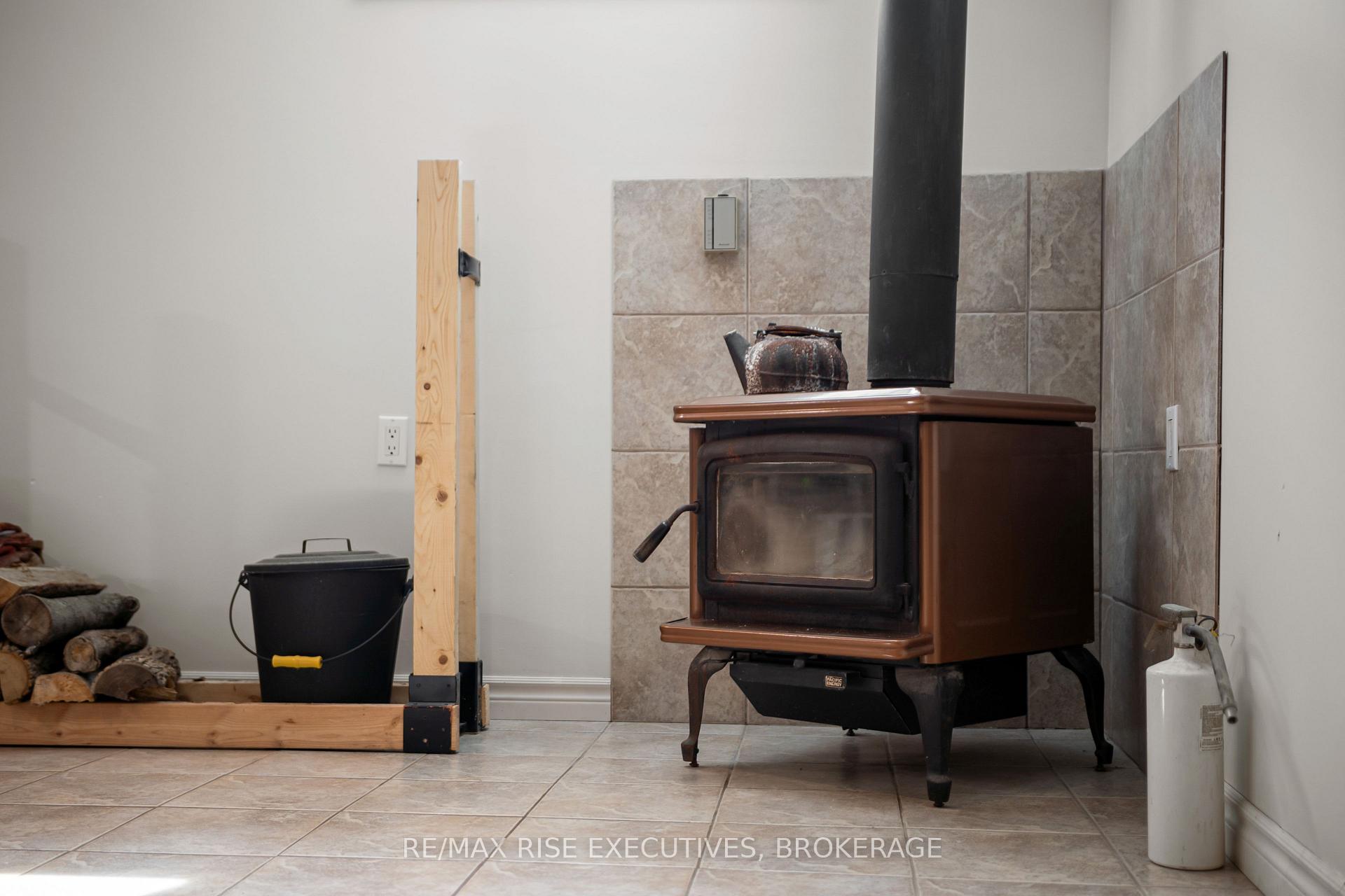 Photo 33 of 2547 Kepler Road, Kingston, City North of 401 — HOMEH