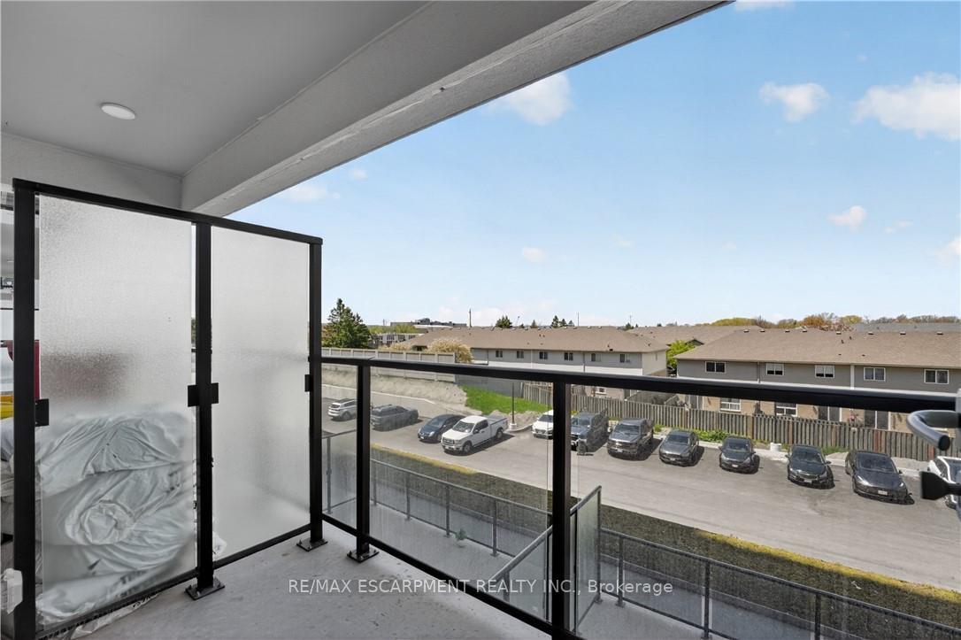 Photo 26 of Unit 304, 461 Green Road, Hamilton, Stoney Creek — HOMEH