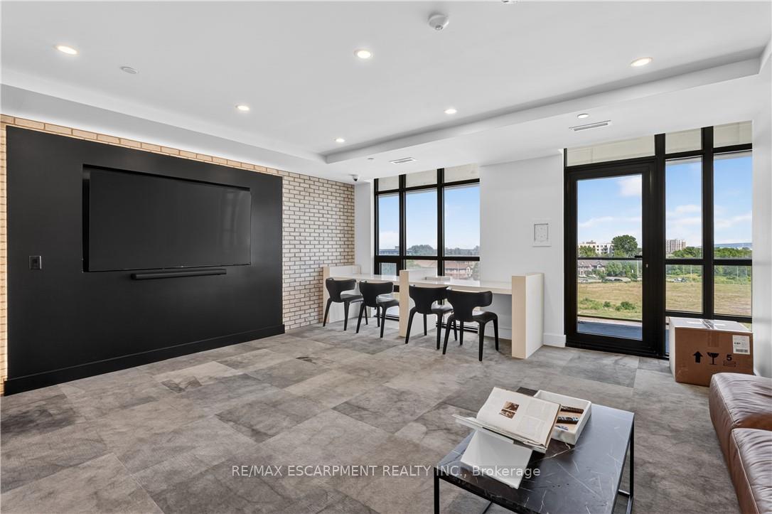 Photo 39 of Unit 304, 461 Green Road, Hamilton, Stoney Creek — HOMEH