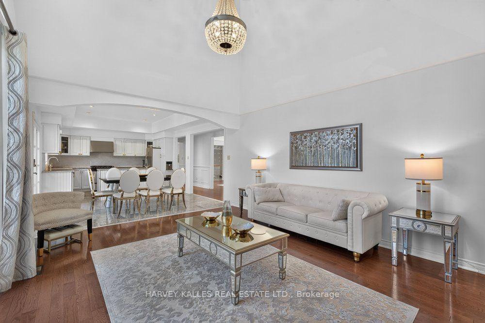 Photo 20 of 28 Putting Green Crescent, Vaughan, Kleinburg — HOMEH