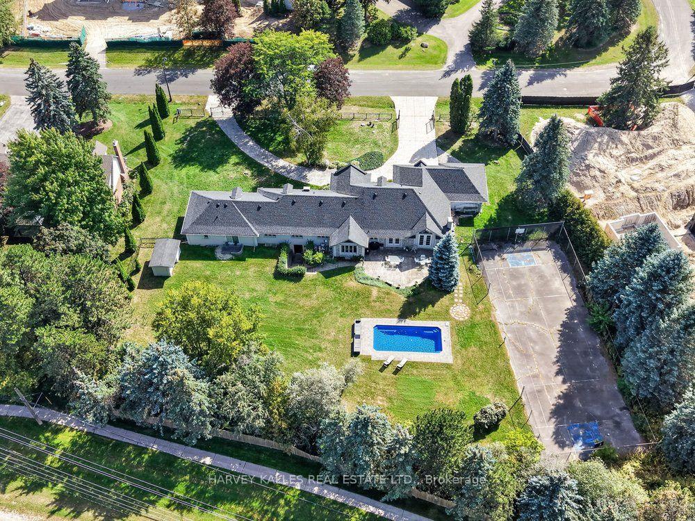 Photo 52 of 28 Putting Green Crescent, Vaughan, Kleinburg — HOMEH