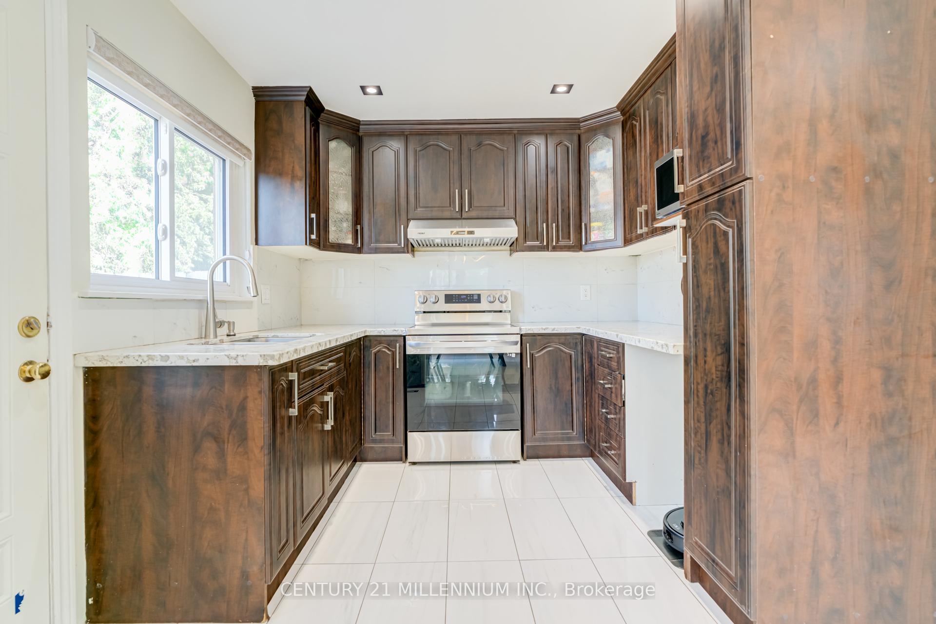 Photo 13 of 75 Goldcrest Road, Brampton, Northgate — HOMEH