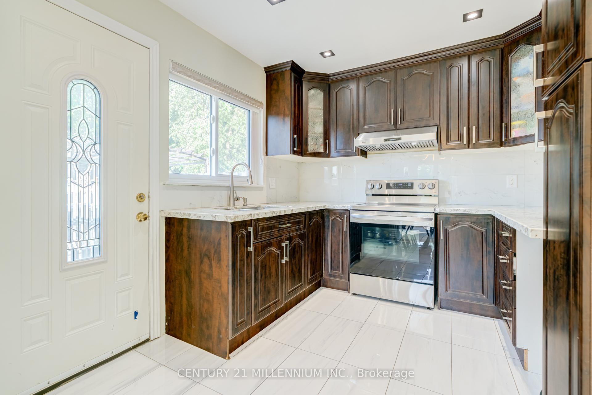 Photo 14 of 75 Goldcrest Road, Brampton, Northgate — HOMEH