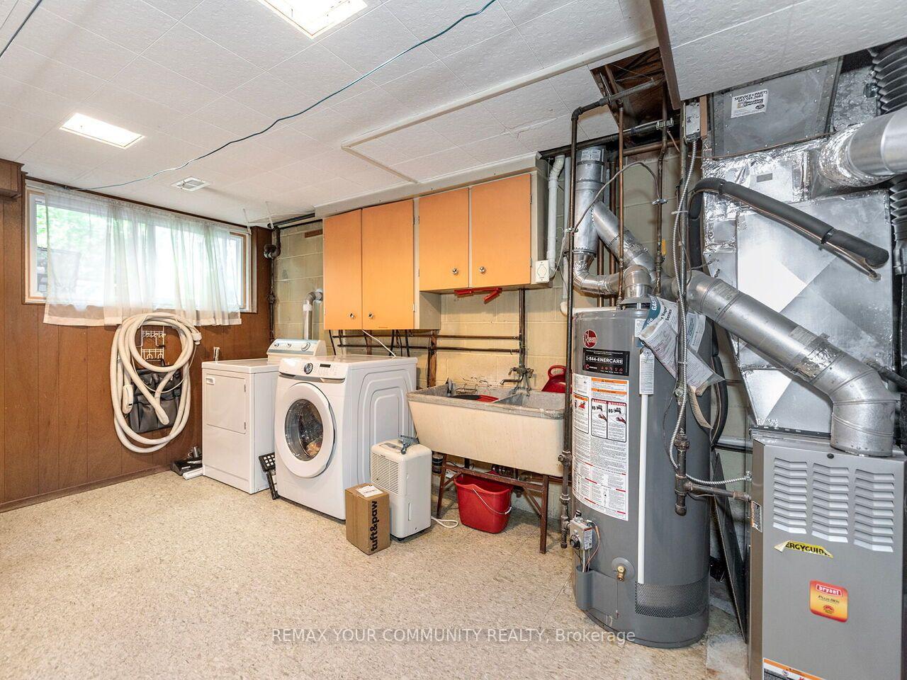Photo 31 of 1899 Delaney Drive, Mississauga, Clarkson — HOMEH