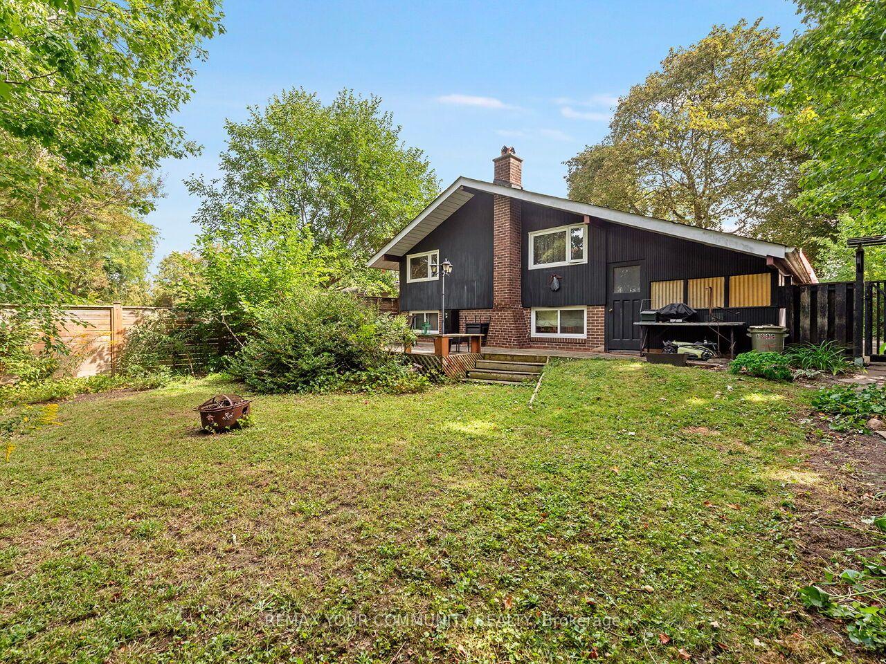Photo 37 of 1899 Delaney Drive, Mississauga, Clarkson — HOMEH