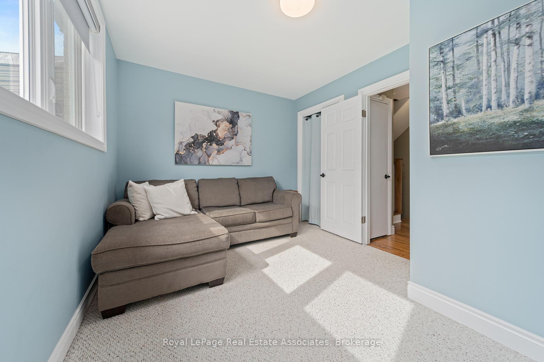 Photo 26 of 132 Elmore Drive, Halton Hills, Acton — HOMEH