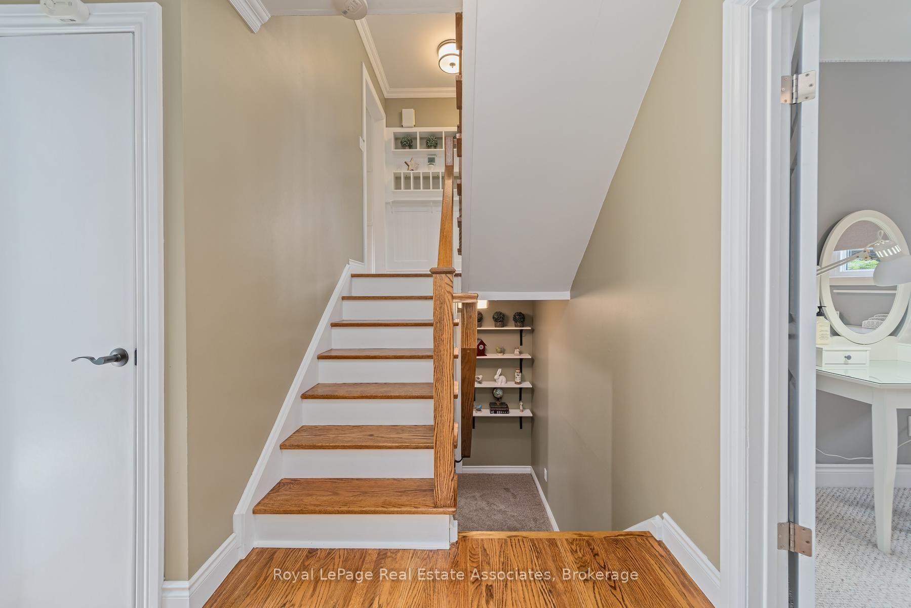 Photo 29 of 132 Elmore Drive, Halton Hills, Acton — HOMEH