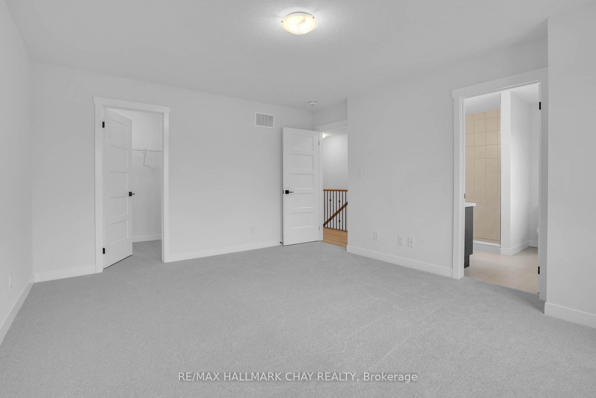 Photo 12 of 35 Strath Crescent, Springwater, Elmvale — HOMEH