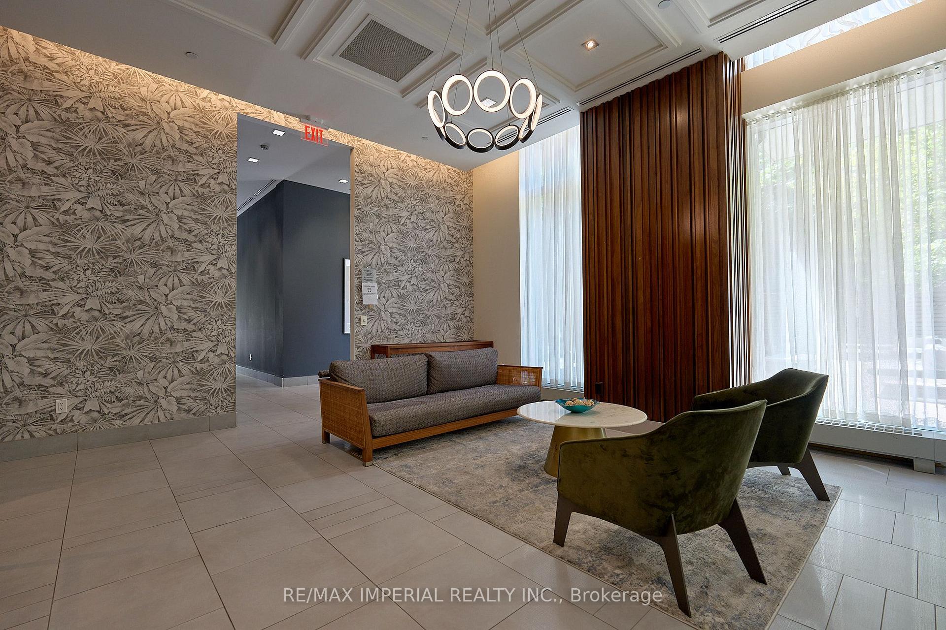 Photo 4 of Unit 901, 775 King Street W, Toronto, Niagara — HOMEH