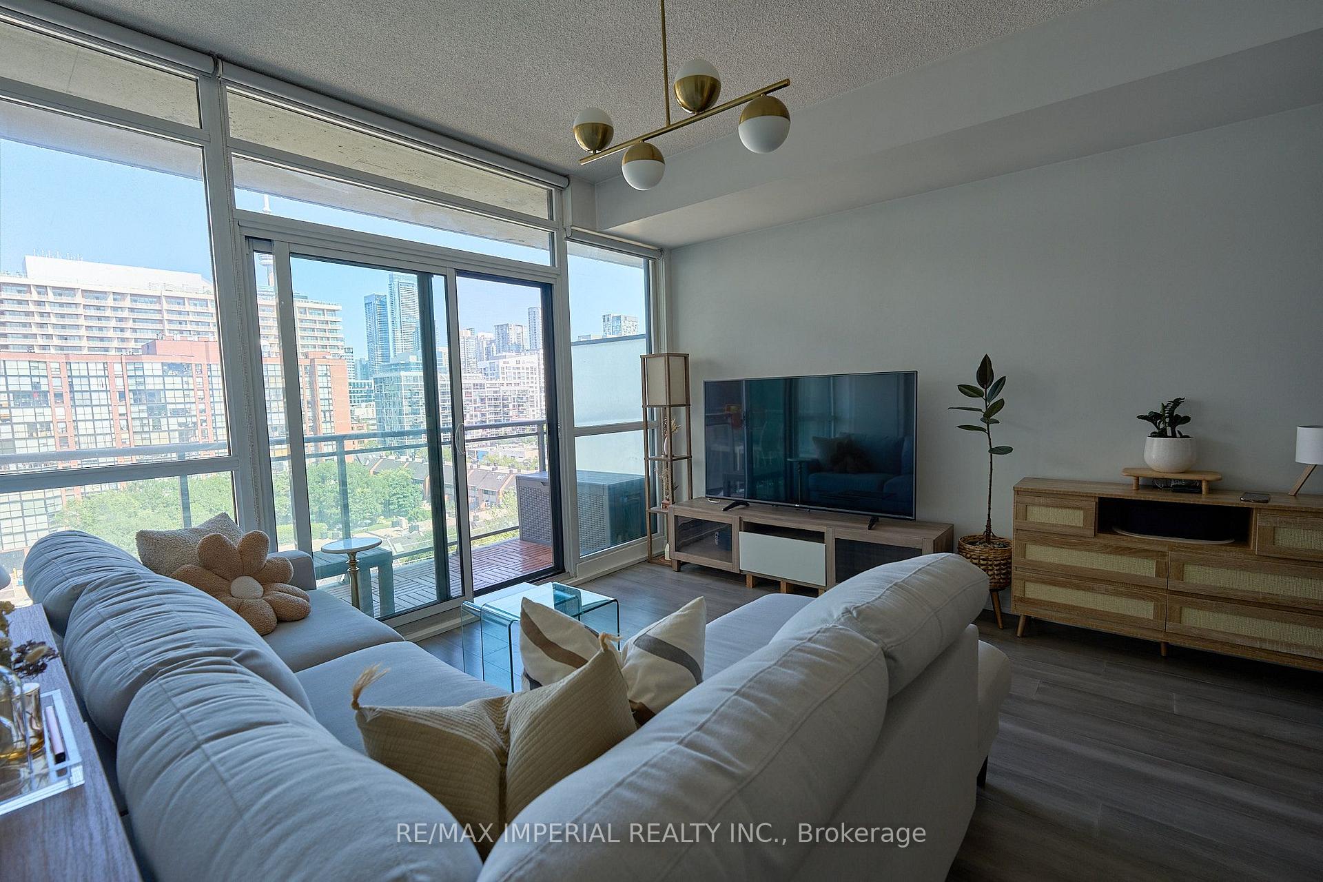 Photo 19 of Unit 901, 775 King Street W, Toronto, Niagara — HOMEH