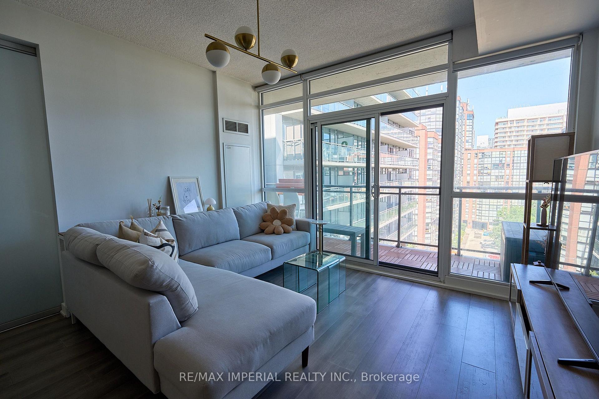 Photo 20 of Unit 901, 775 King Street W, Toronto, Niagara — HOMEH