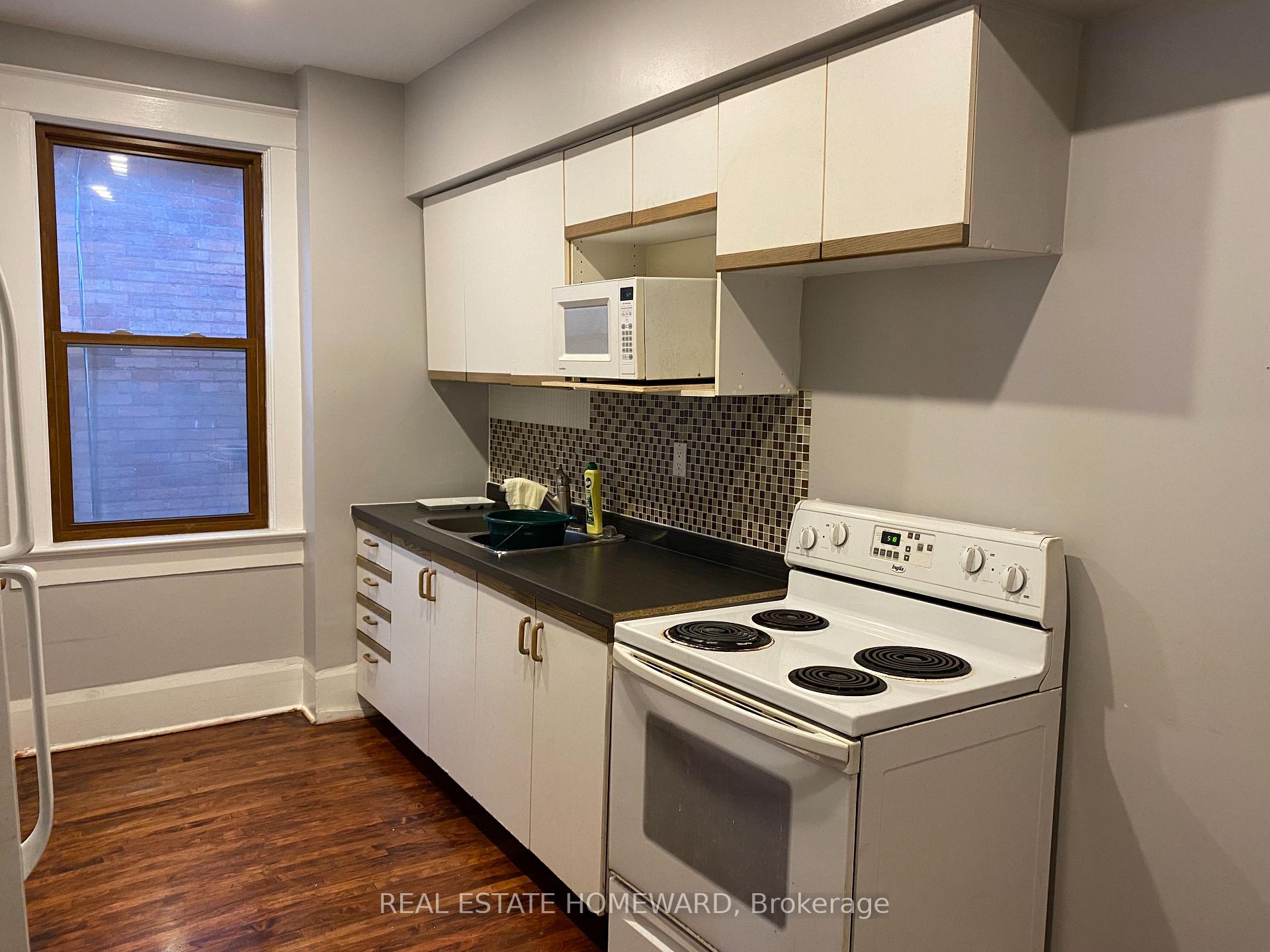 Photo 16 of Unit Main Floor, 15 Simpson Avenue, Toronto, North Riverdale — HOMEH