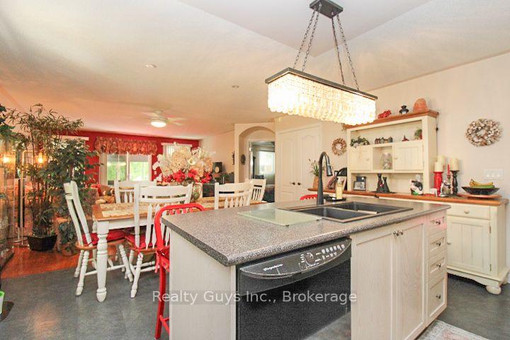 Photo 13 of 1235 Haggis Drive, Peterborough, Monaghan Ward 2 — HOMEH