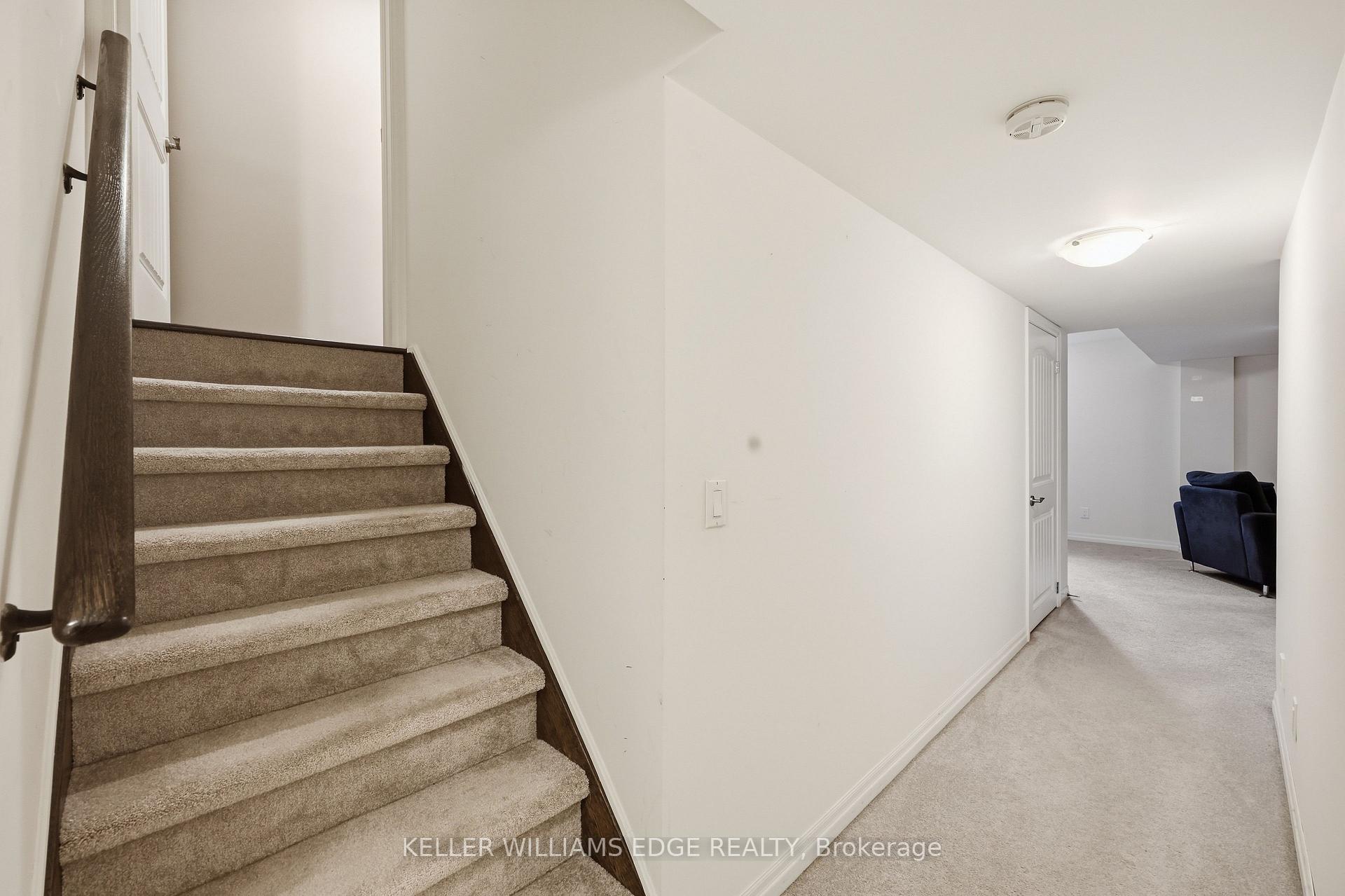 Photo 32 of 36 Aird Court, Milton, Scott — HOMEH