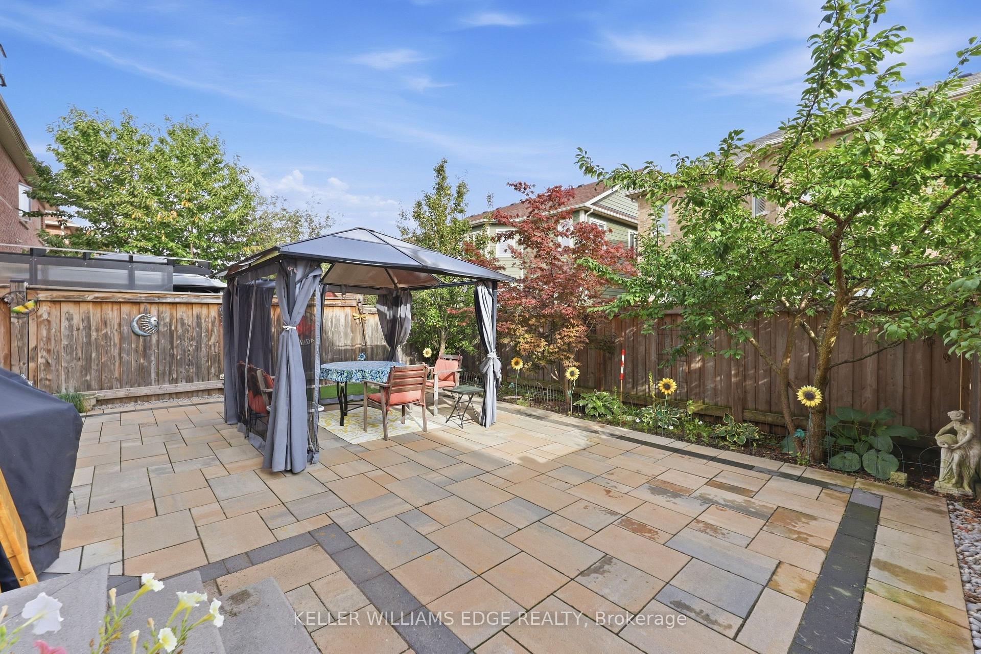 Photo 37 of 36 Aird Court, Milton, Scott — HOMEH