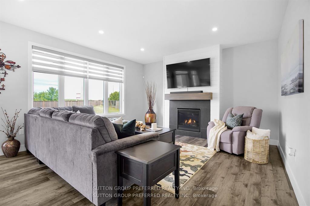 Photo 10 of 551 Scenic Court, Warwick, Watford — HOMEH