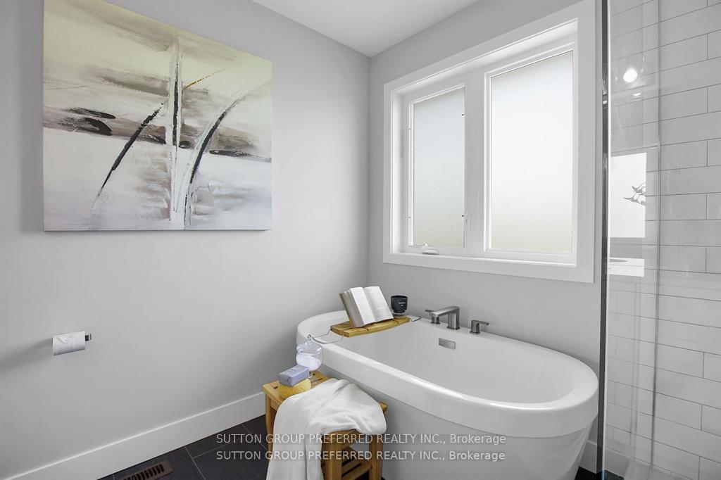 Photo 24 of 551 Scenic Court, Warwick, Watford — HOMEH