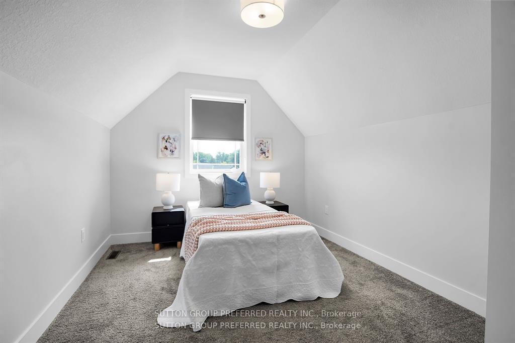 Photo 33 of 551 Scenic Court, Warwick, Watford — HOMEH