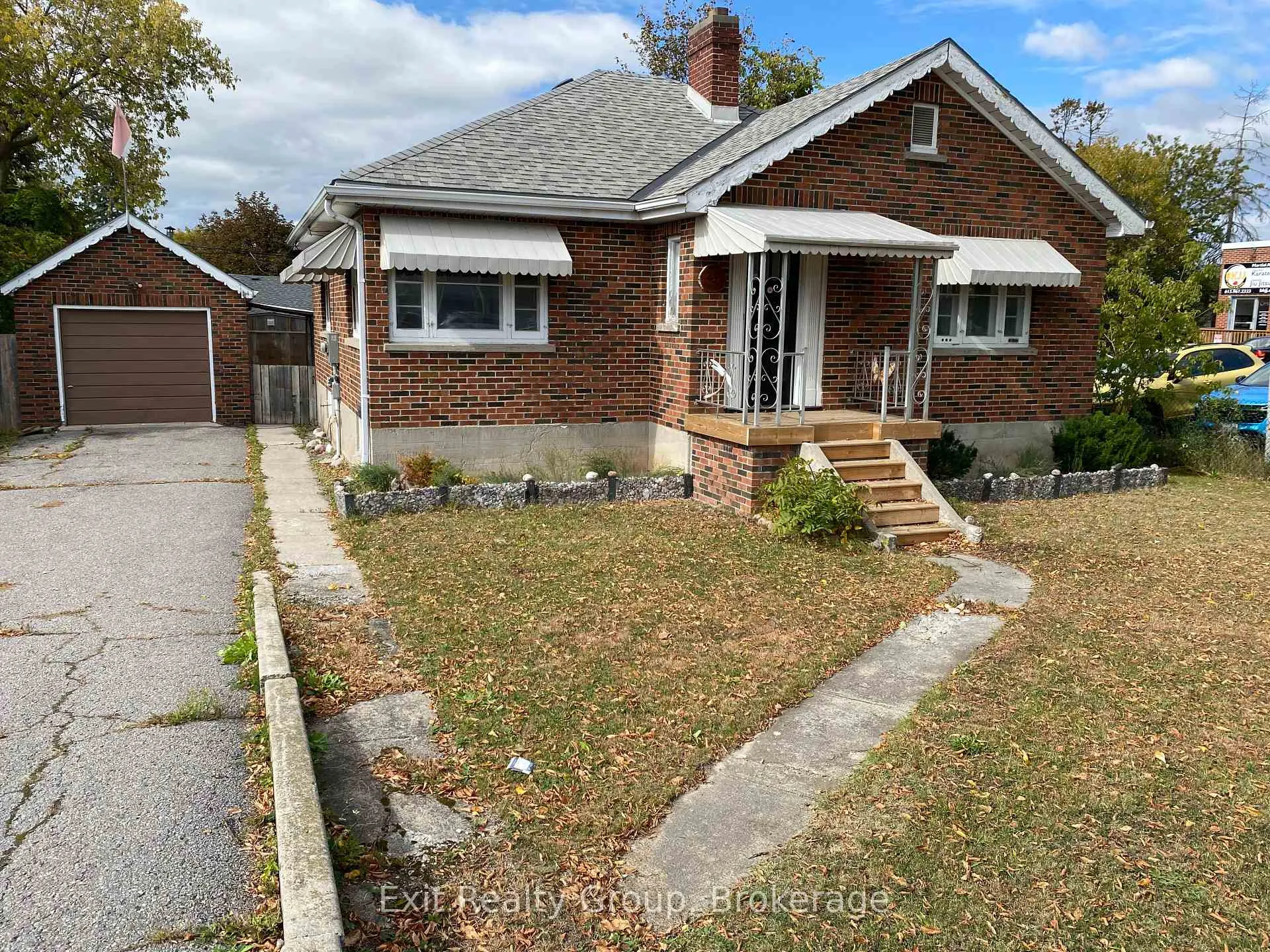 Photo 3 of 236 North Front Street, Belleville, Belleville Ward — HOMEH
