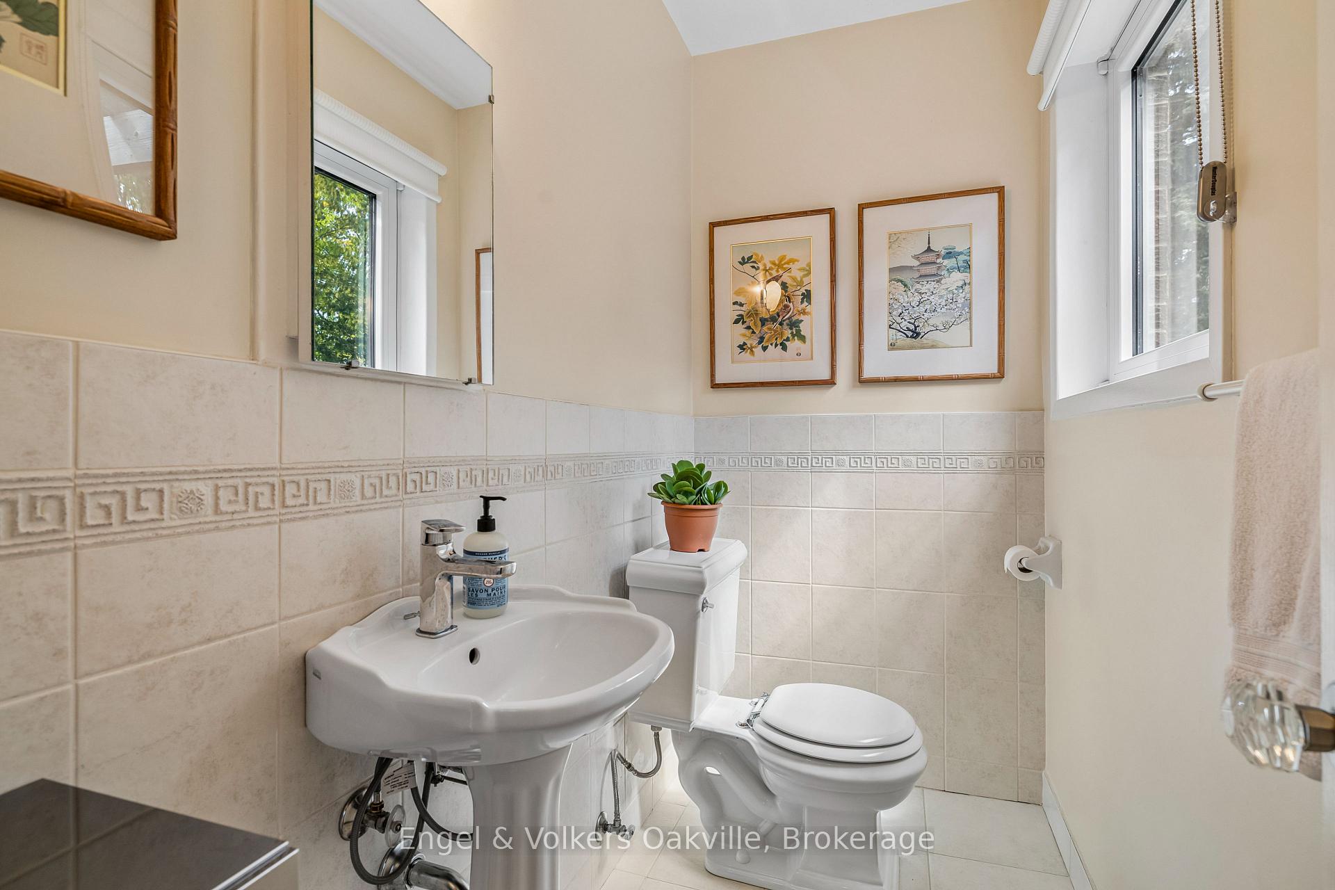 Photo 28 of 1170 Conyers Crescent, Mississauga, Erindale — HOMEH