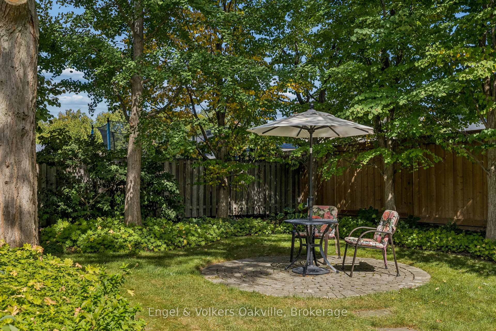 Photo 48 of 1170 Conyers Crescent, Mississauga, Erindale — HOMEH