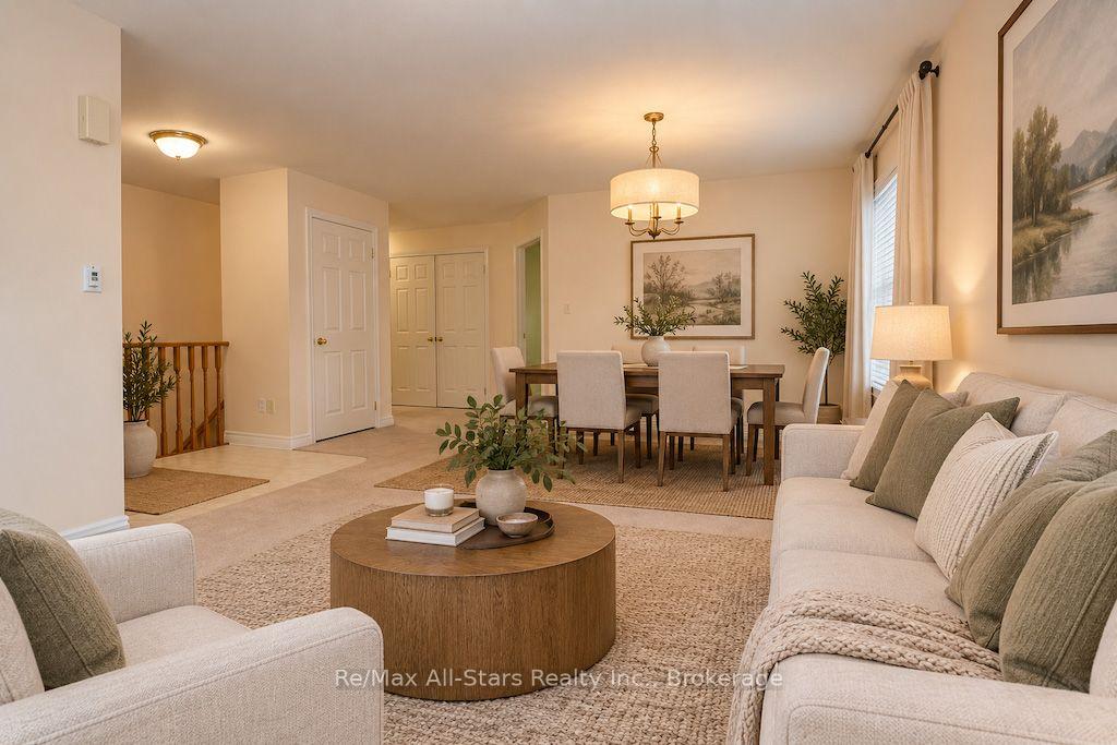 Photo 5 of 41 McGibbon Boulevard, Kawartha Lakes, Lindsay — HOMEH