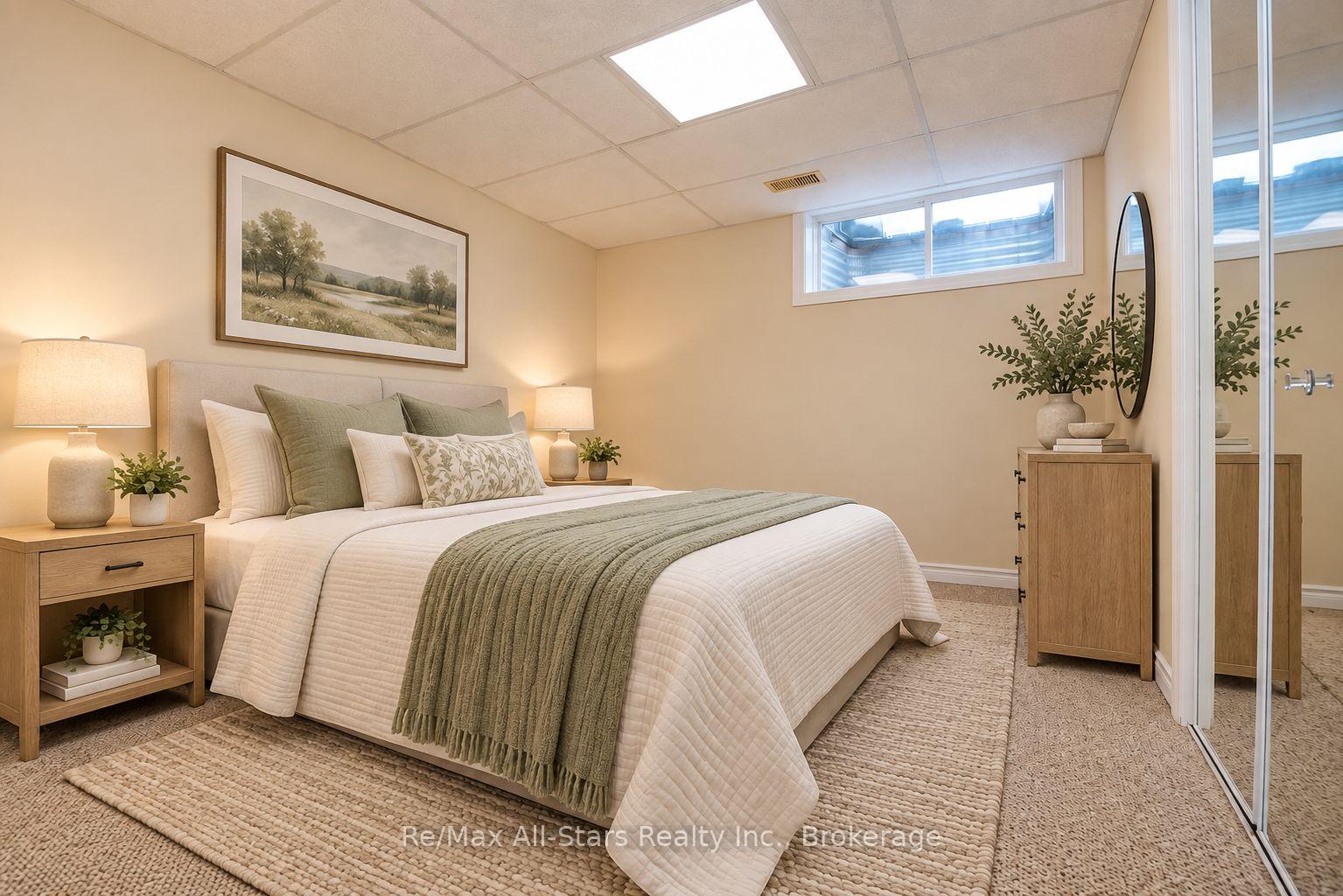 Photo 30 of 41 McGibbon Boulevard, Kawartha Lakes, Lindsay — HOMEH