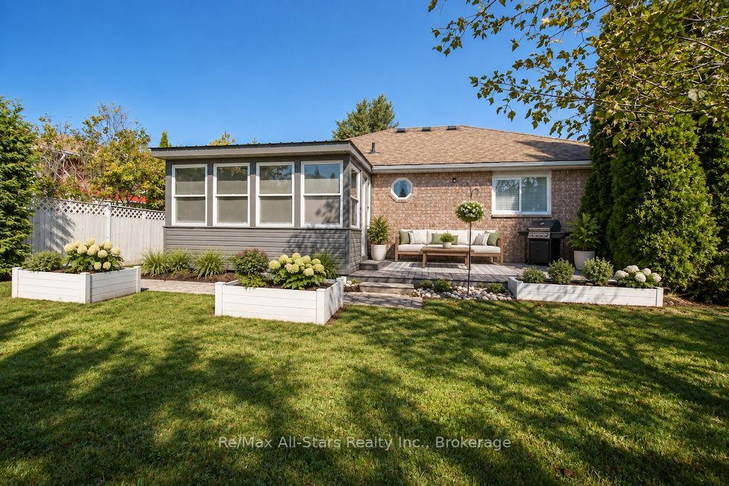 Photo 42 of 41 McGibbon Boulevard, Kawartha Lakes, Lindsay — HOMEH
