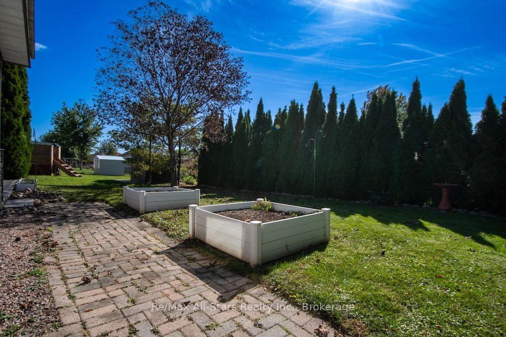 Photo 45 of 41 McGibbon Boulevard, Kawartha Lakes, Lindsay — HOMEH