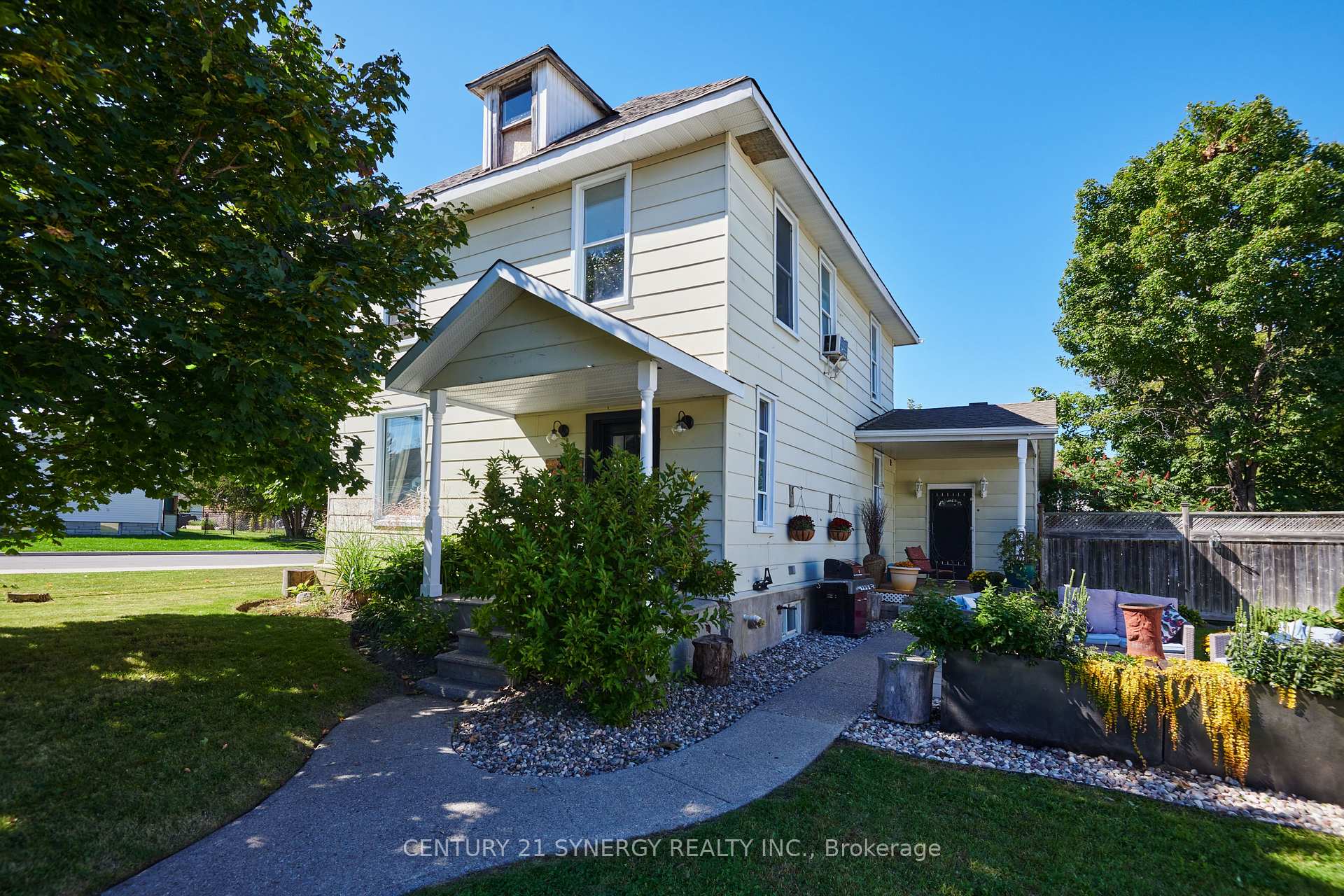 Photo of 35 Norma Street S