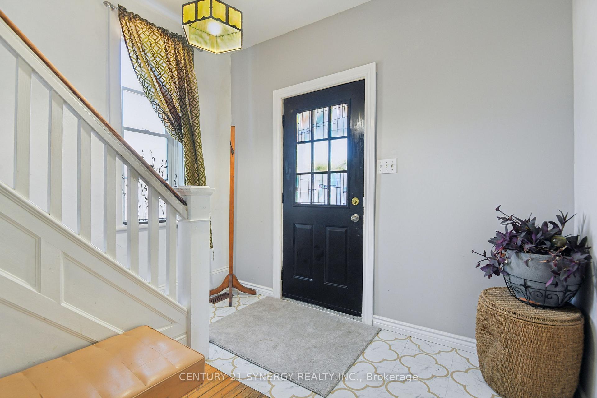 Photo 4 of 35 Norma Street S, Arnprior, Arnprior — HOMEH