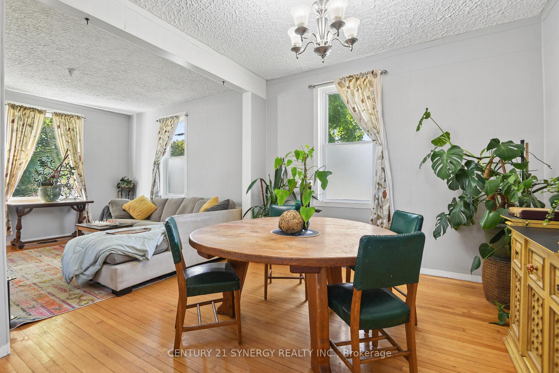 Photo 12 of 35 Norma Street S, Arnprior, Arnprior — HOMEH