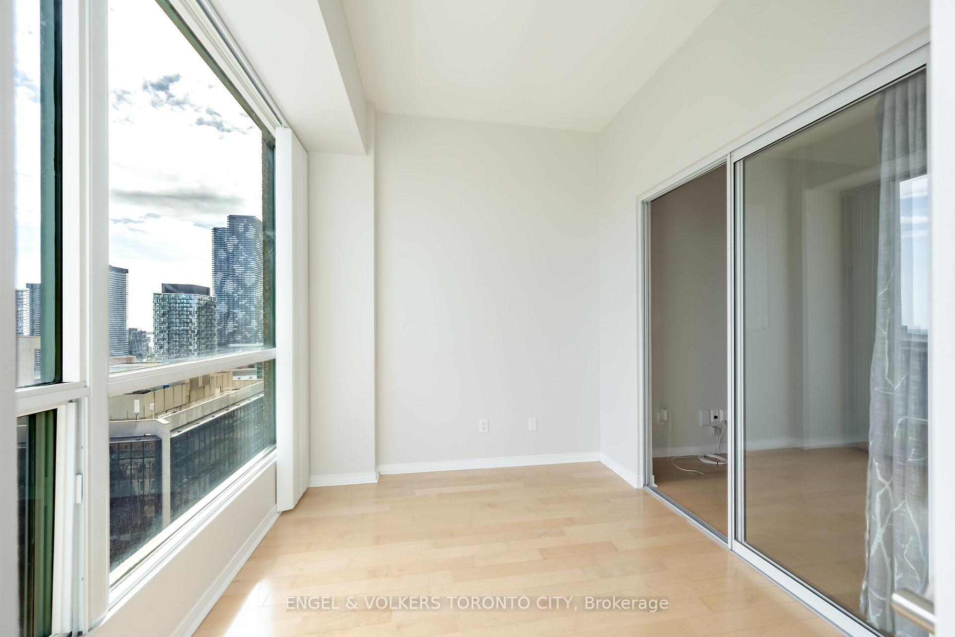Photo 37 of Unit 1817, 7 King Street E, Toronto, Church-Yonge Corridor — HOMEH