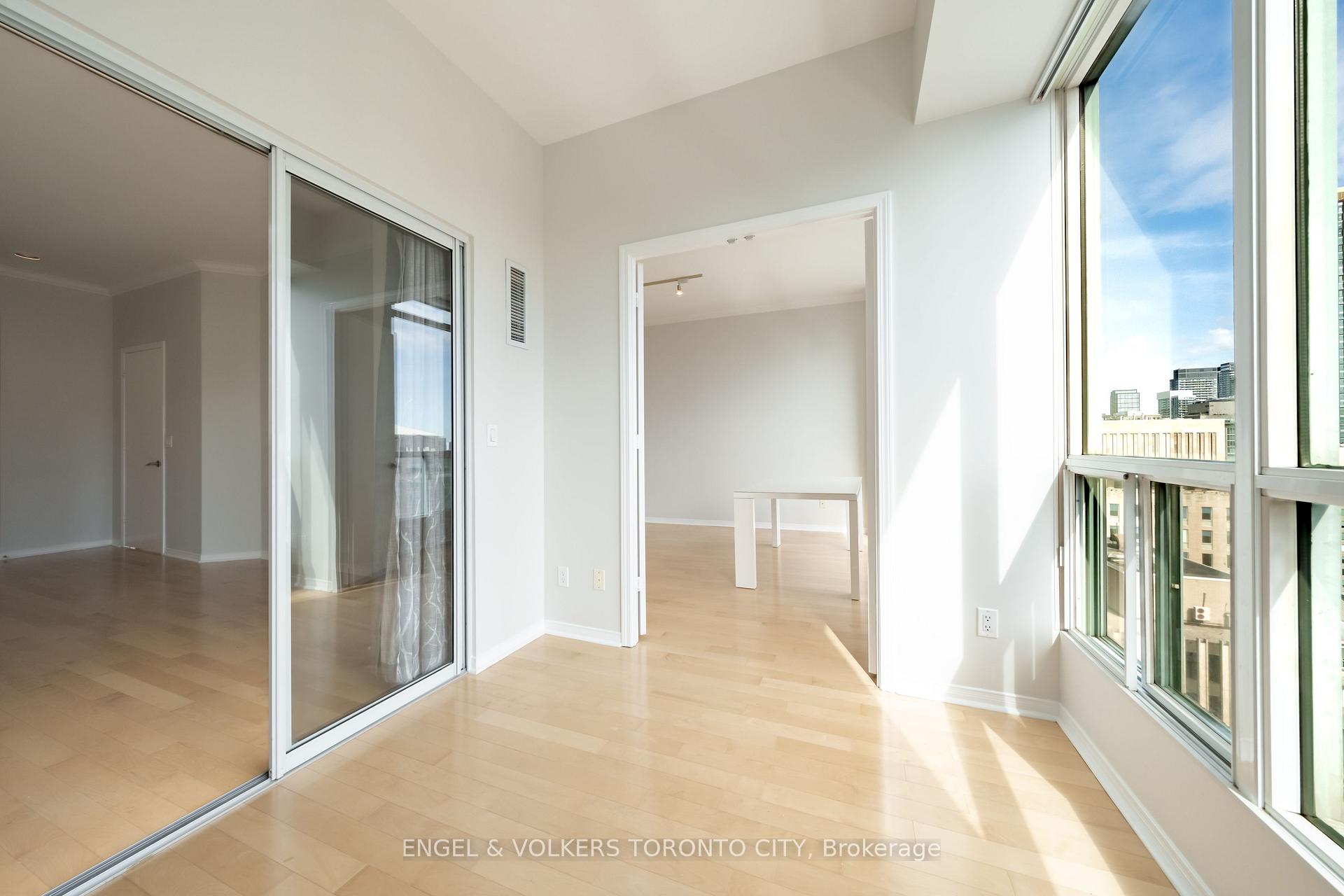 Photo 39 of Unit 1817, 7 King Street E, Toronto, Church-Yonge Corridor — HOMEH