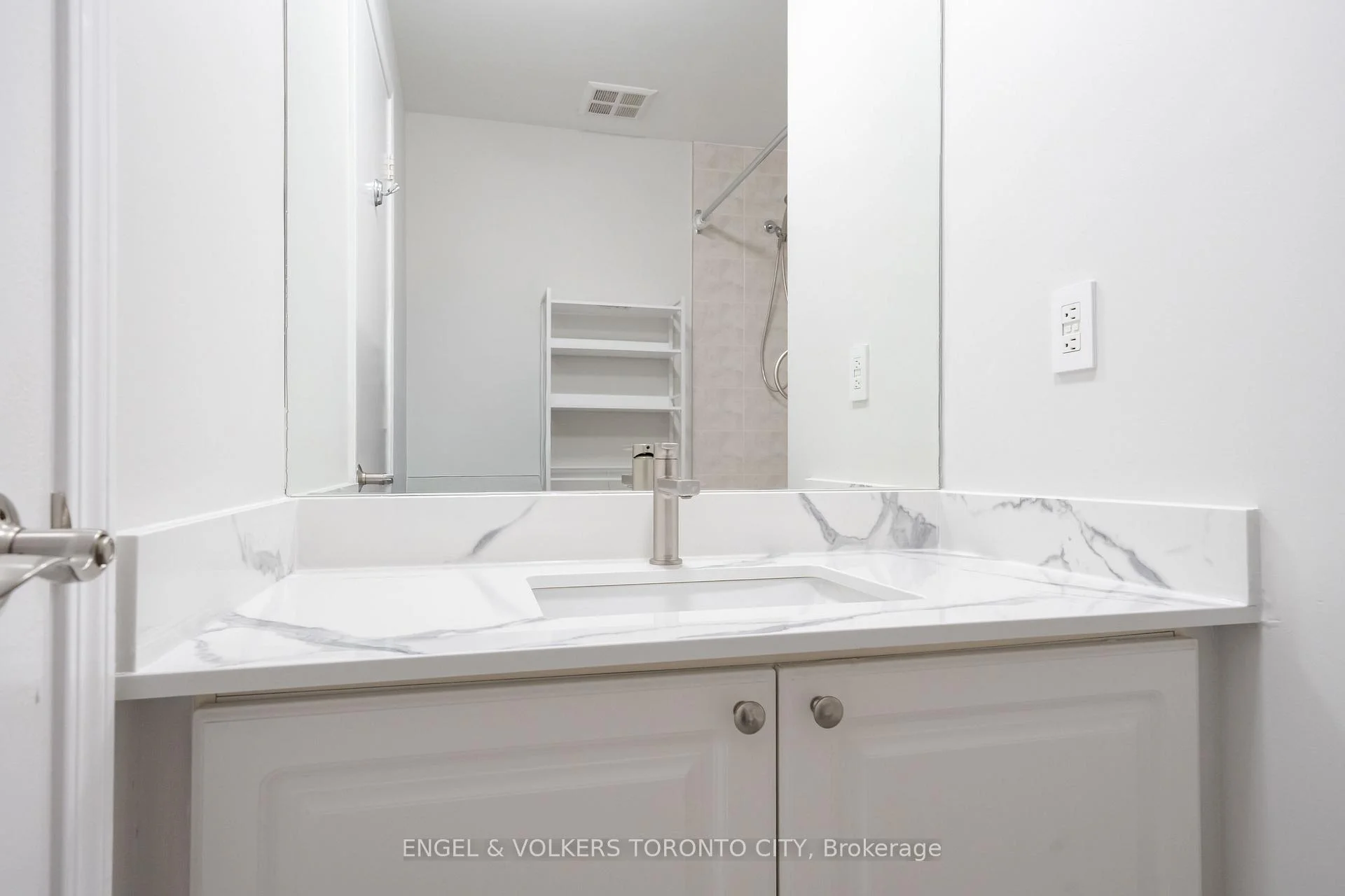 Photo 61 of Unit 1817, 7 King Street E, Toronto, Church-Yonge Corridor — HOMEH