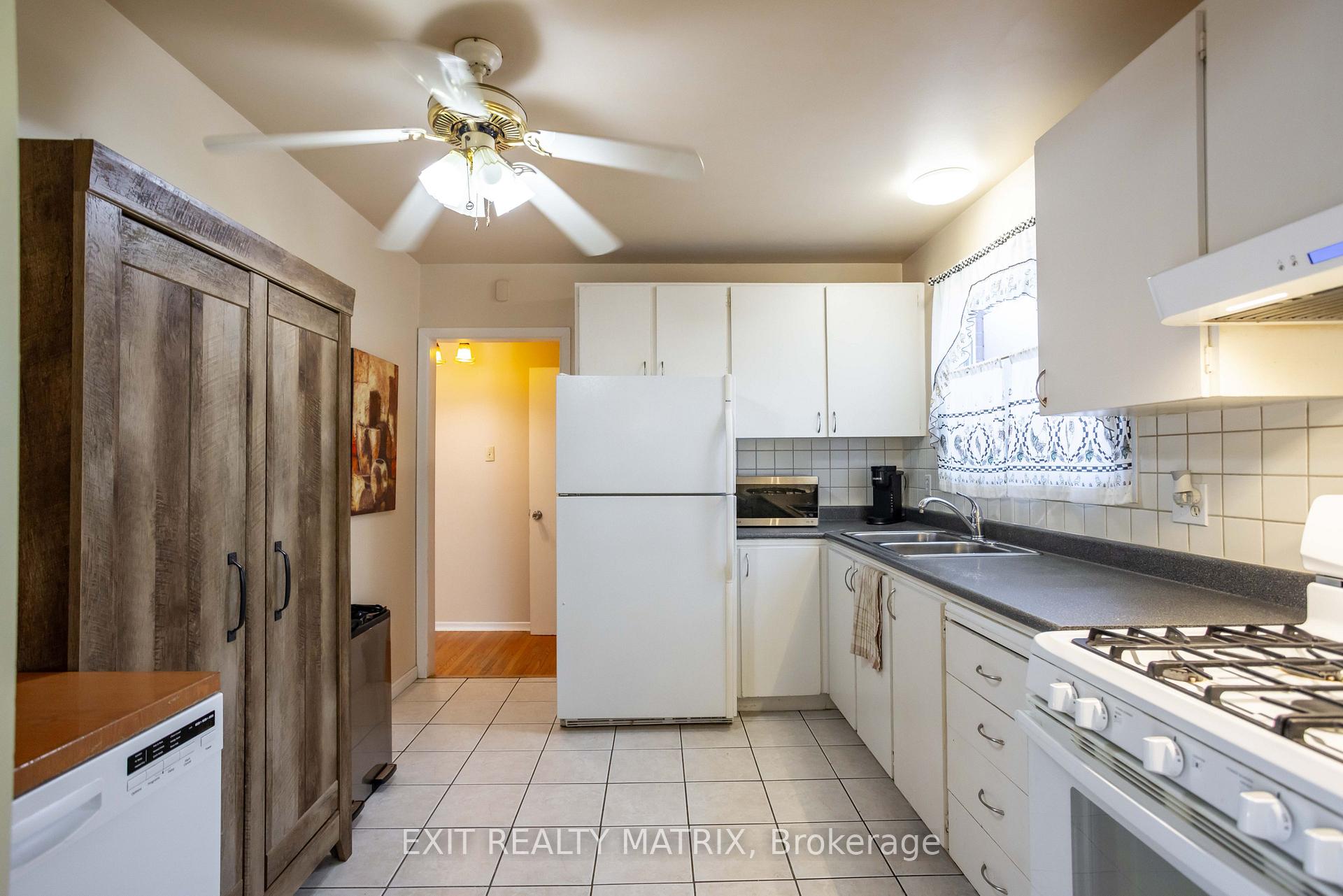 Photo 12 of 2064 St Laurent Boulevard, Ottawa, Elmvale Acres/Urbandale — HOMEH