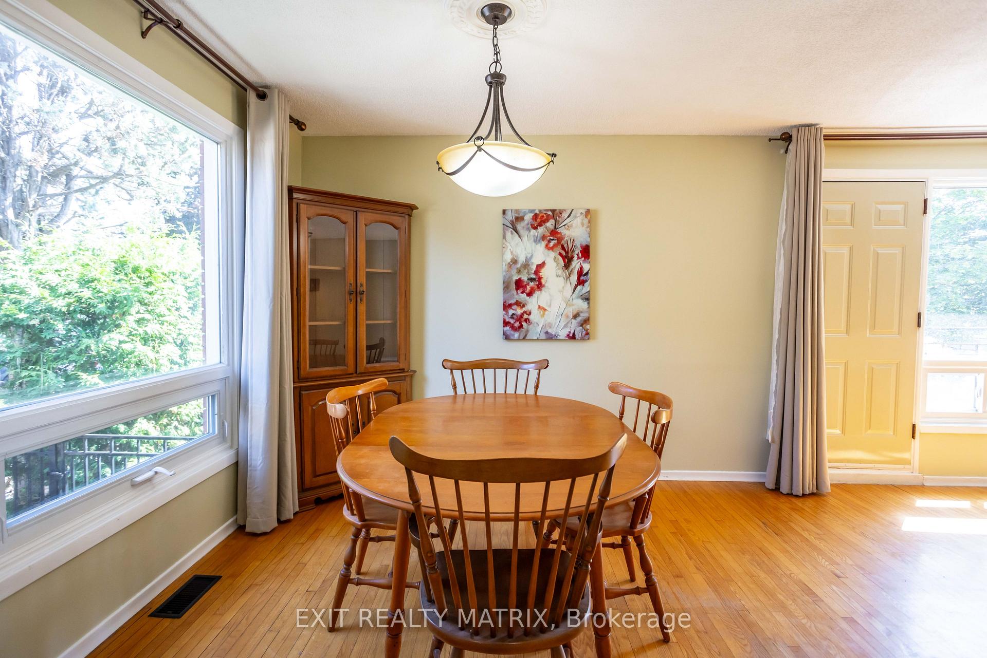 Photo 14 of 2064 St Laurent Boulevard, Ottawa, Elmvale Acres/Urbandale — HOMEH