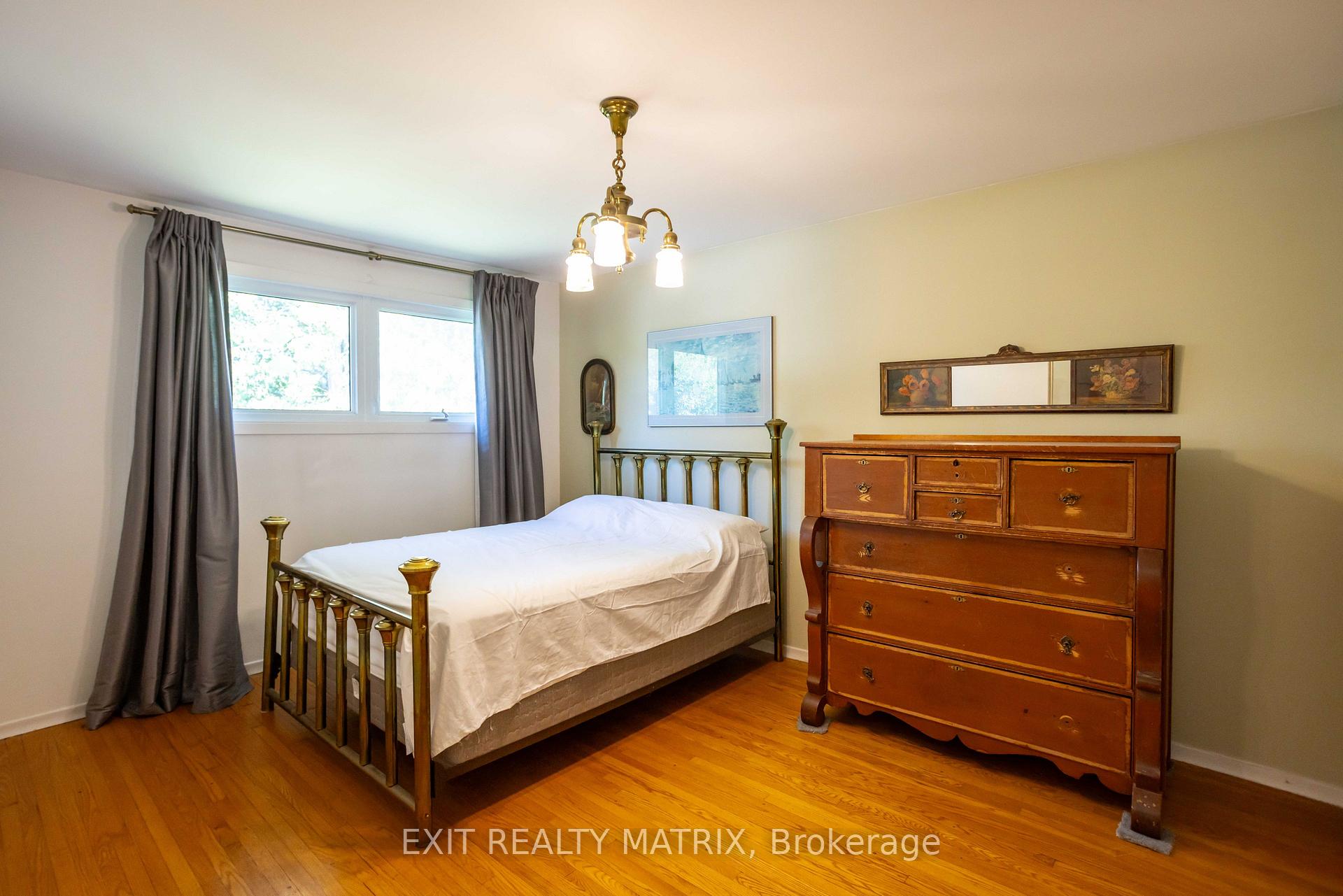 Photo 21 of 2064 St Laurent Boulevard, Ottawa, Elmvale Acres/Urbandale — HOMEH