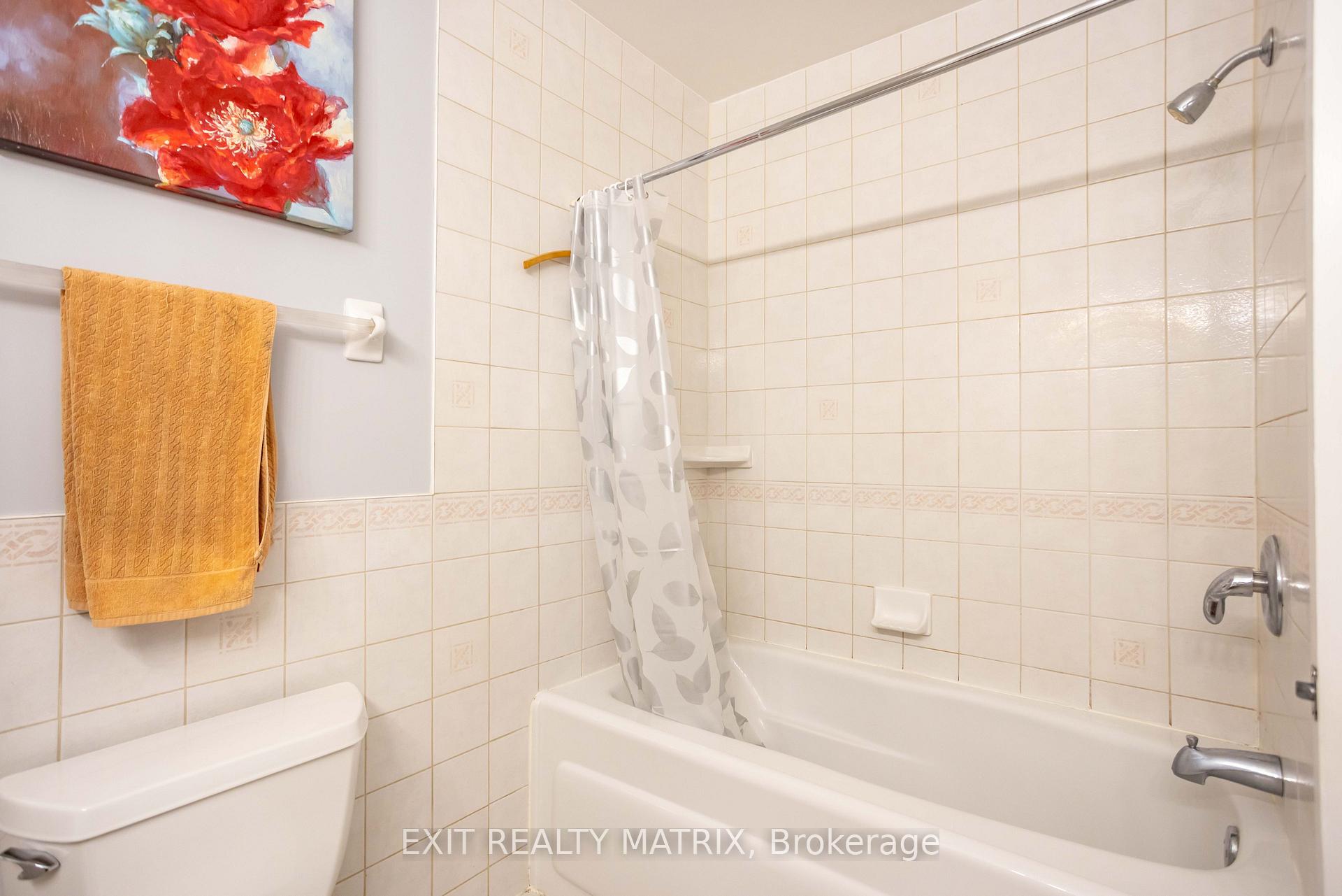 Photo 26 of 2064 St Laurent Boulevard, Ottawa, Elmvale Acres/Urbandale — HOMEH