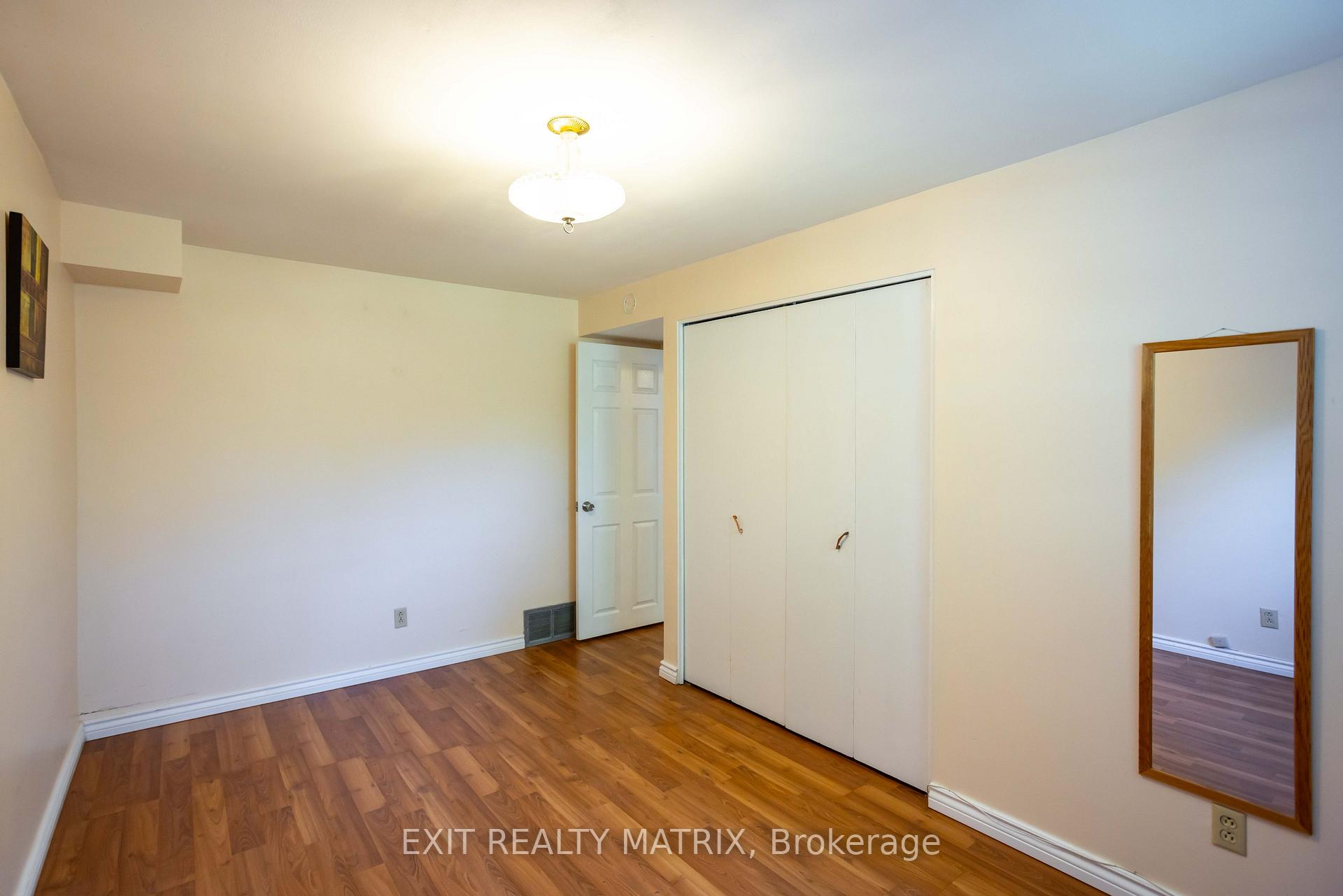 Photo 30 of 2064 St Laurent Boulevard, Ottawa, Elmvale Acres/Urbandale — HOMEH