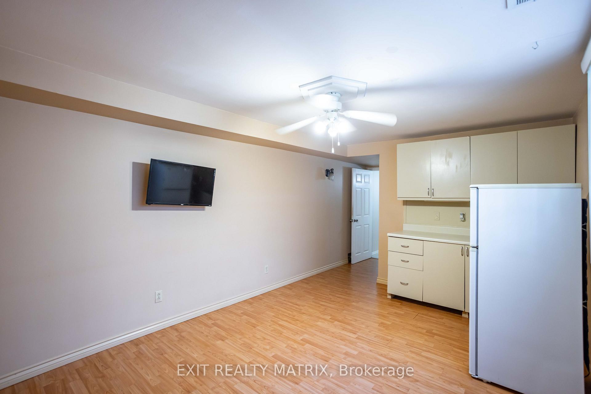 Photo 37 of 2064 St Laurent Boulevard, Ottawa, Elmvale Acres/Urbandale — HOMEH