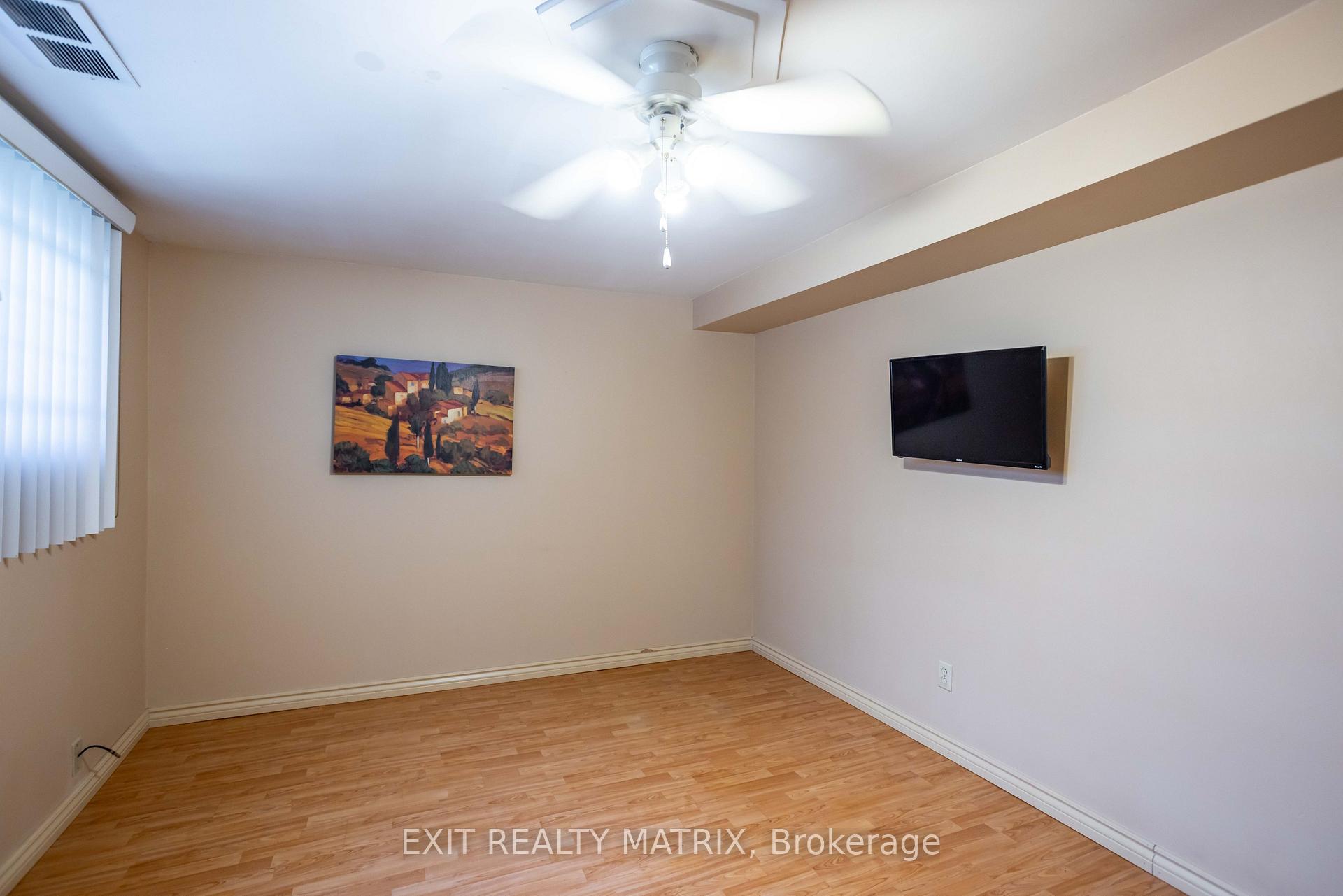 Photo 39 of 2064 St Laurent Boulevard, Ottawa, Elmvale Acres/Urbandale — HOMEH