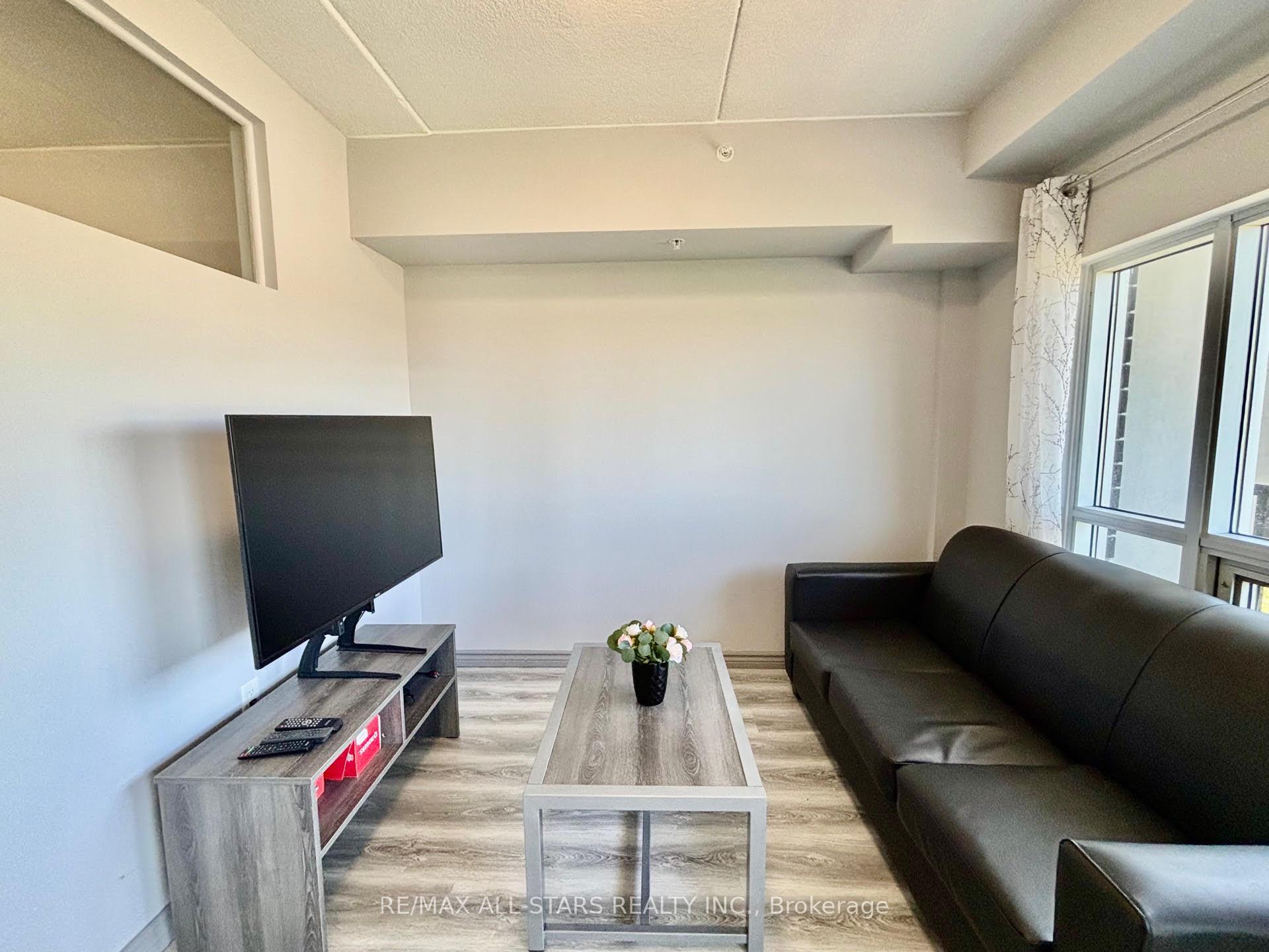 Photo 3 of Unit 507, 275 Larch Street, Waterloo, Beechwood/University — HOMEH