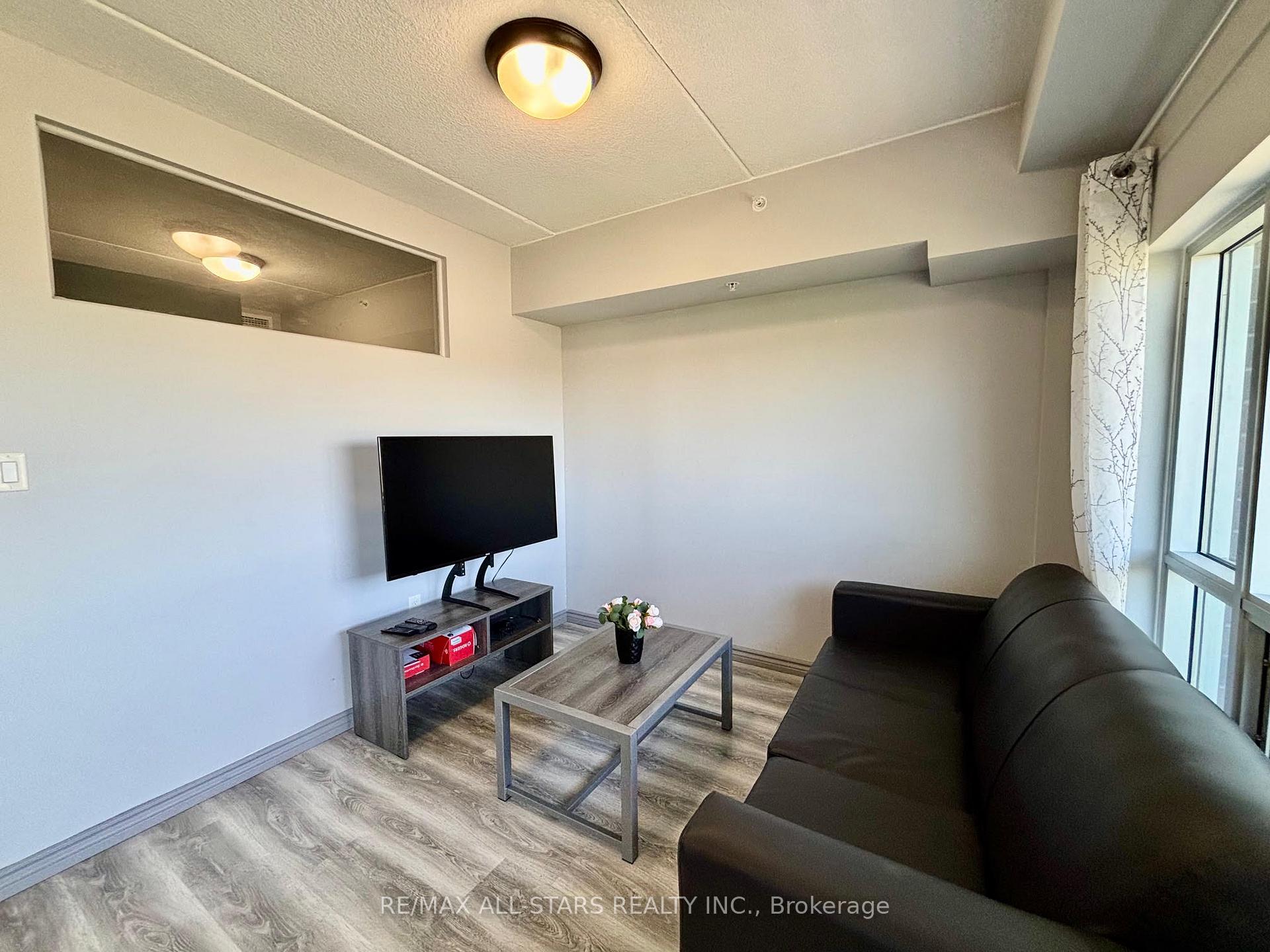 Photo 4 of Unit 507, 275 Larch Street, Waterloo, Beechwood/University — HOMEH