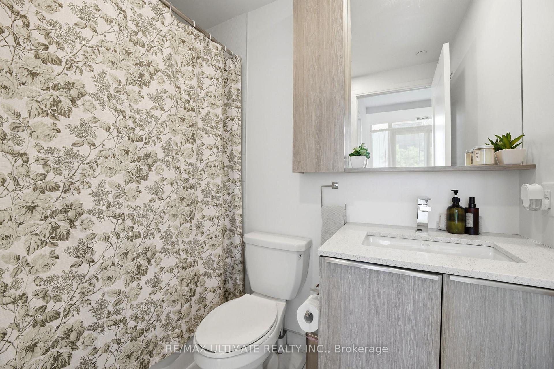 Photo 16 of Unit 402, 70 Annie Craig Drive, Etobicoke, Mimico — HOMEH