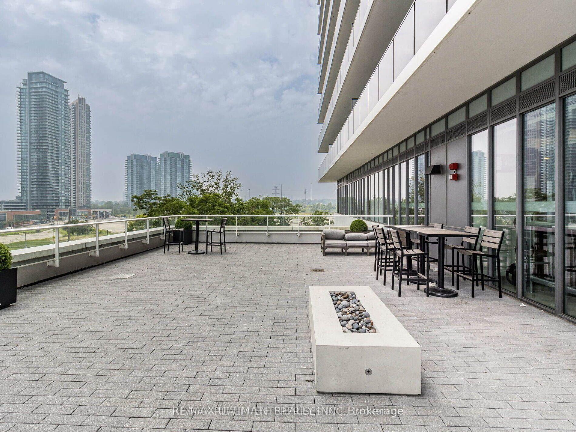 Photo 25 of Unit 402, 70 Annie Craig Drive, Etobicoke, Mimico — HOMEH