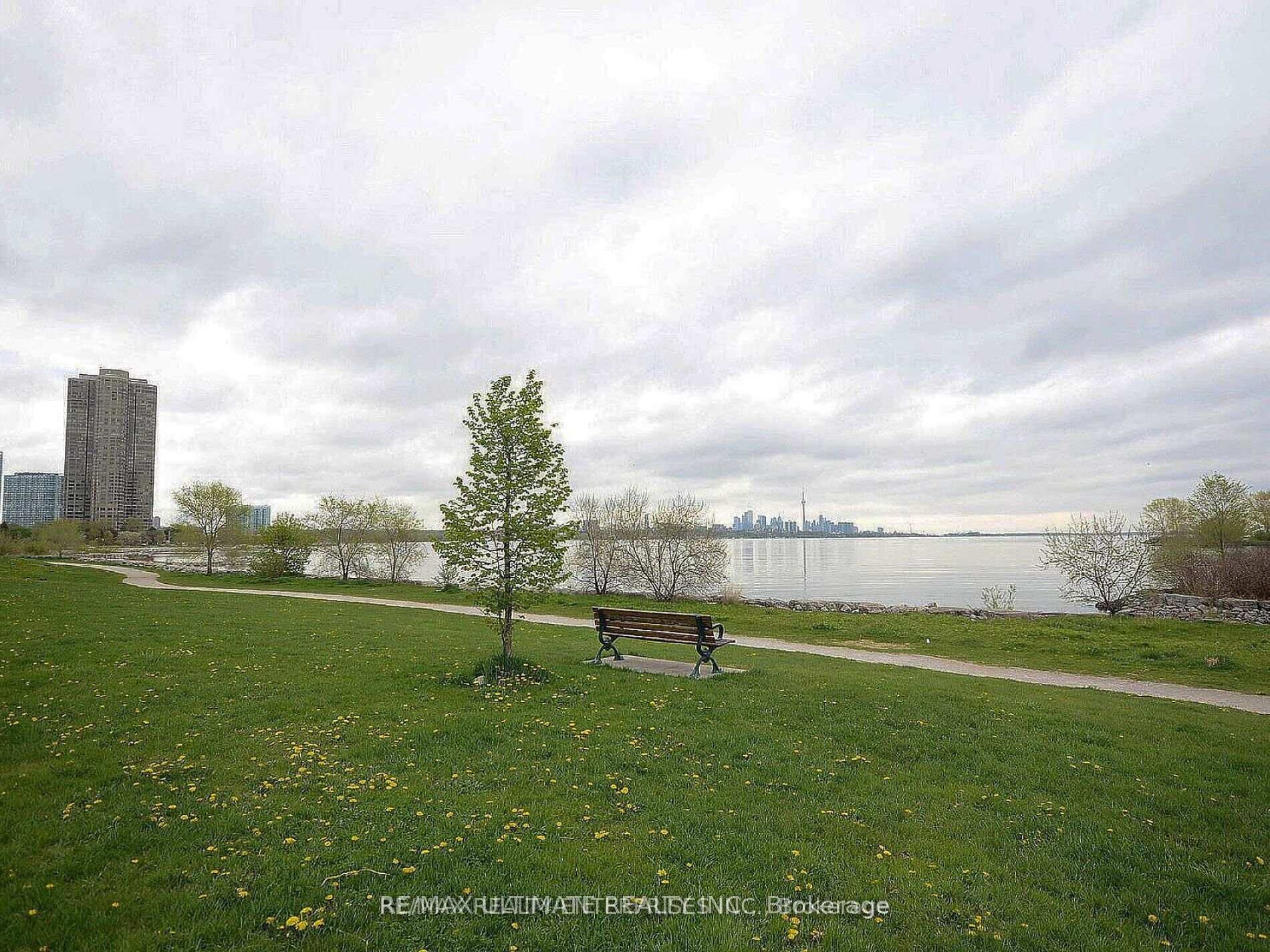 Photo 30 of Unit 402, 70 Annie Craig Drive, Etobicoke, Mimico — HOMEH