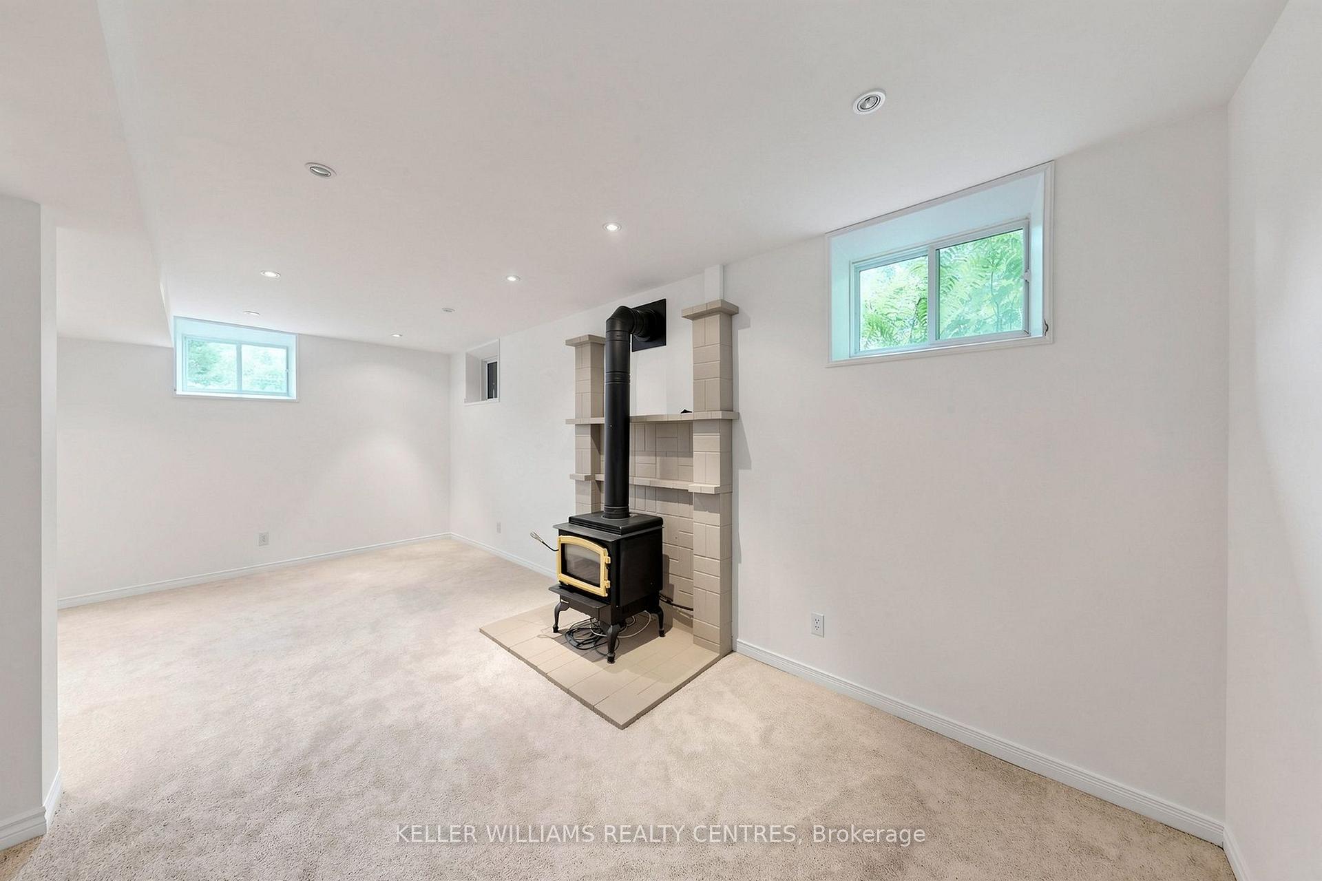Photo 20 of 9 Maple Grove Street, Whitchurch-Stouffville, Rural Whitchurch-Stouffville — HOMEH