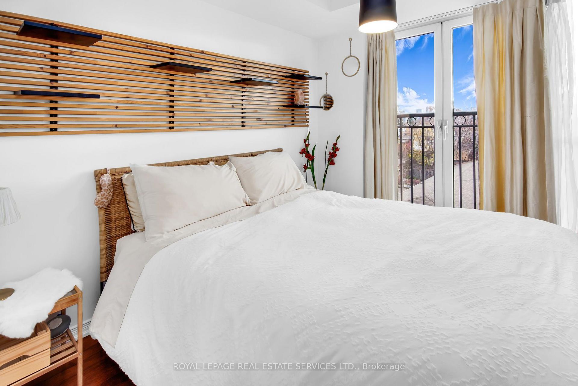 Photo 20 of Unit 404, 308 Palmerston Avenue, Toronto, Trinity-Bellwoods — HOMEH